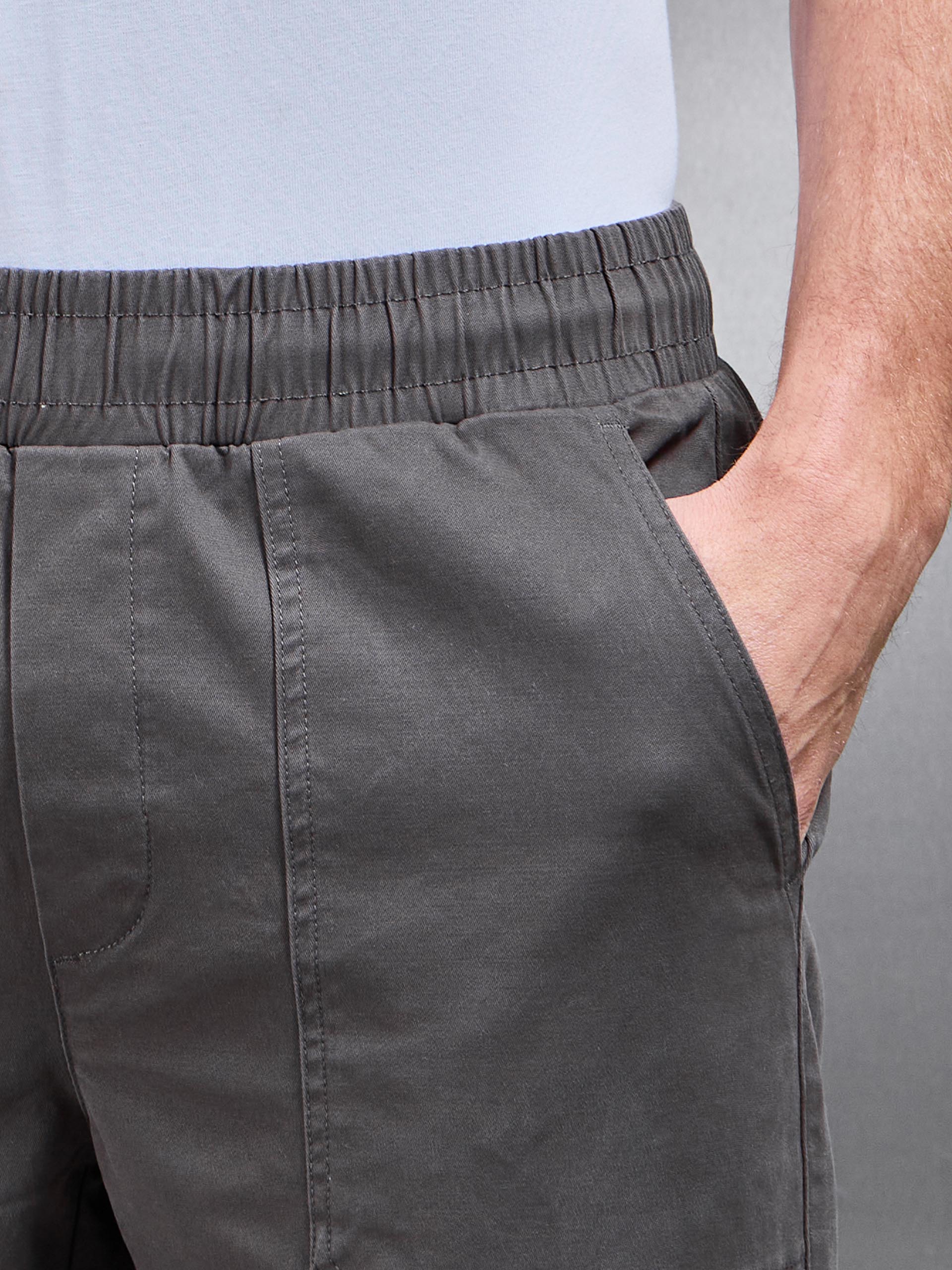 Worker Trouser in Grey - Image 6