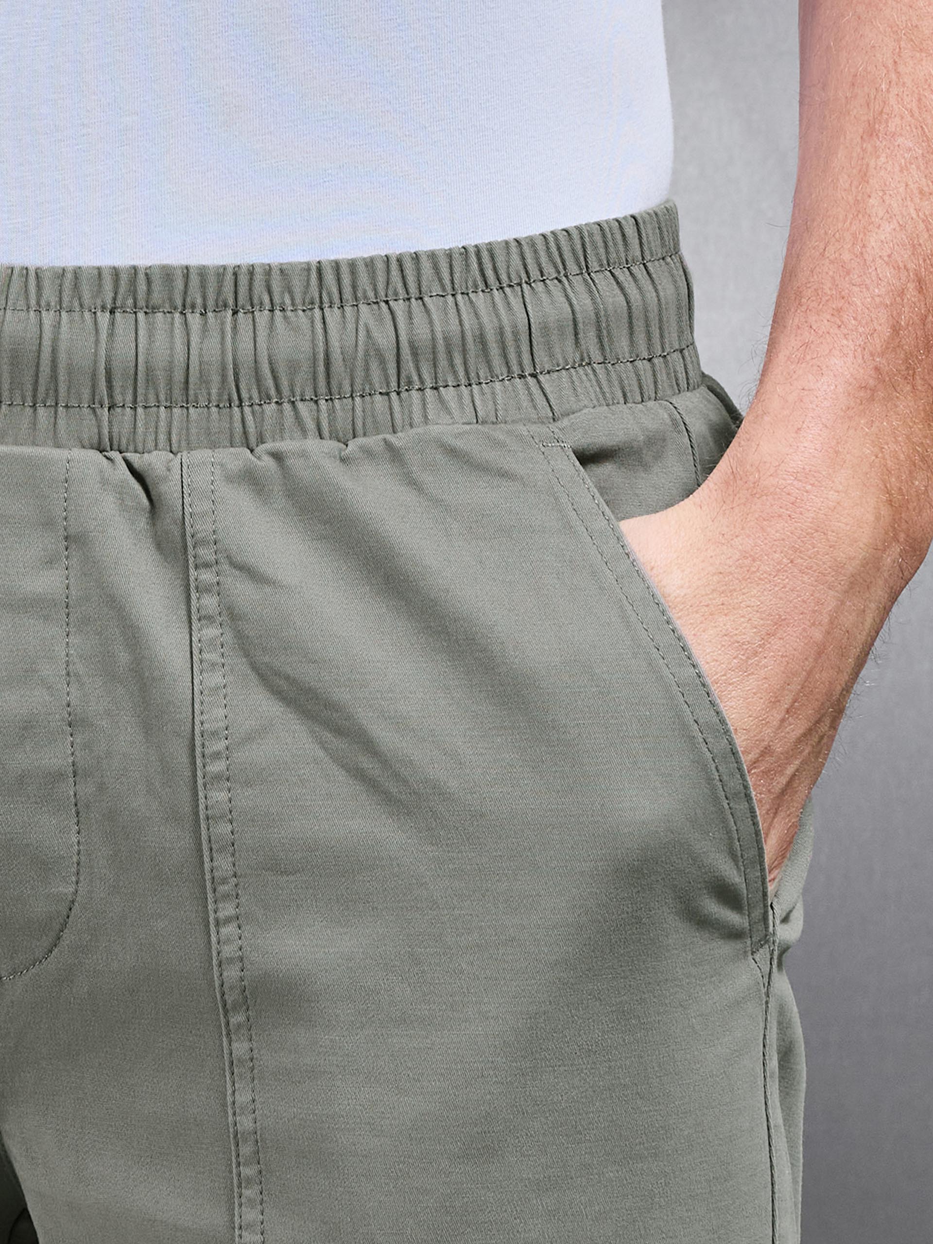 Worker Trouser in Olive - Image 5